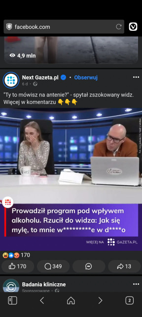 Wpis Gazety.pl z fragmentem nagrania sylwestrowego programu wRealu24. Na pasku napis „Prowadził program pod wpływem alkoholu. Rzucił do widza: jak się mylę, to mnie w*********e w d****o.”